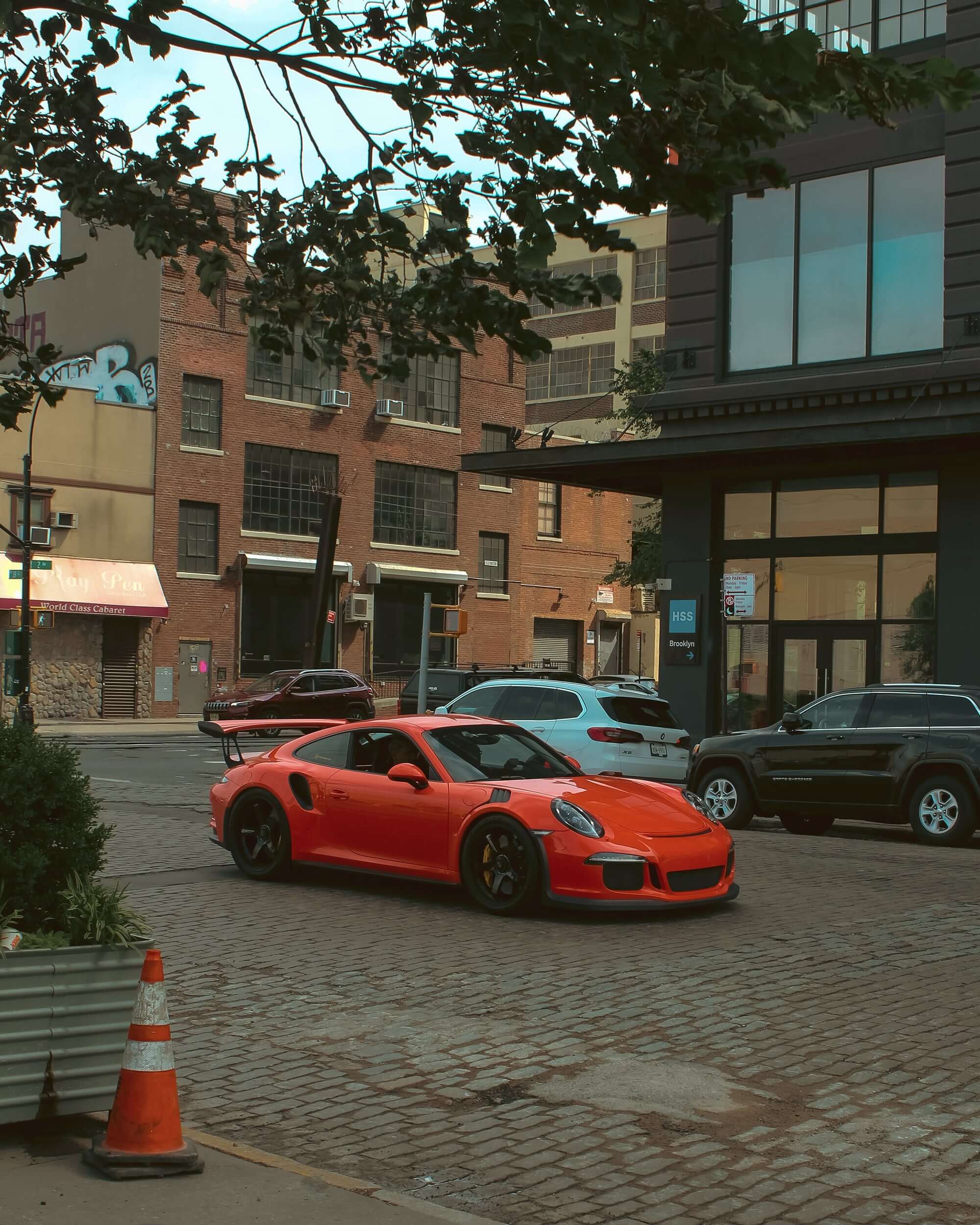 Porsche Brooklyn - image 10